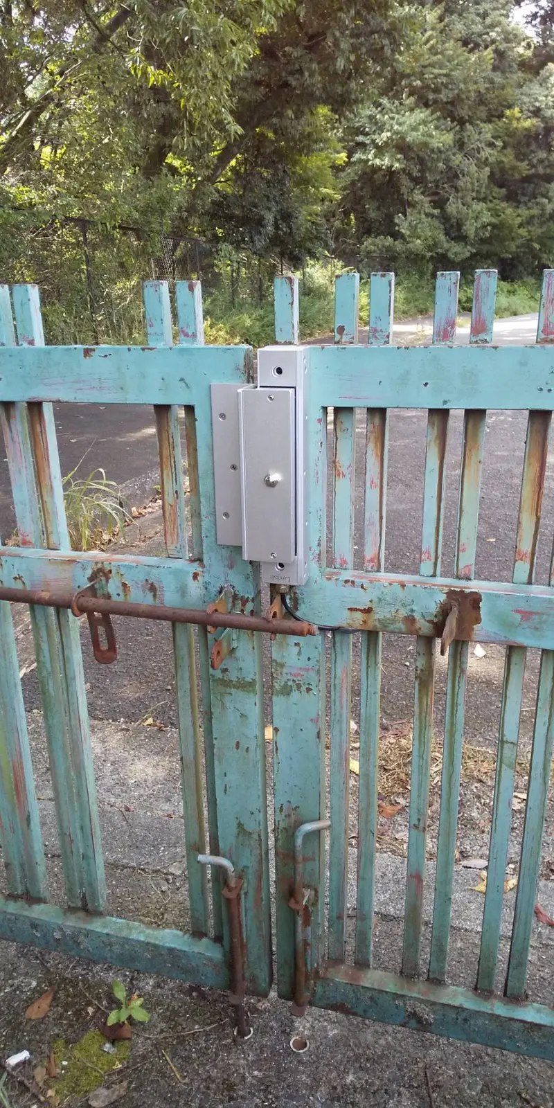Lavish電磁錠市営公園へ納入