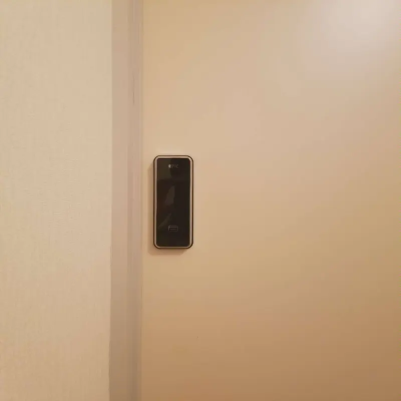 スマートロック「TOUCH HOOK 2」個人宅へ納入